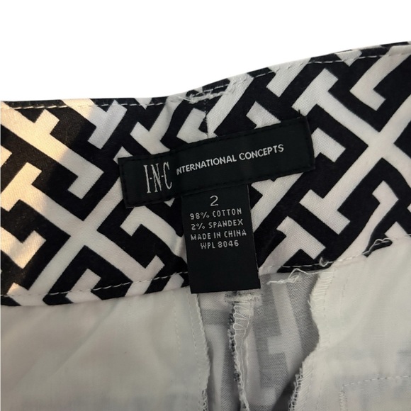 INC International Concepts Black & White Patterned Cuffed Midrise Chino Shorts 2 - Picture 10 of 16